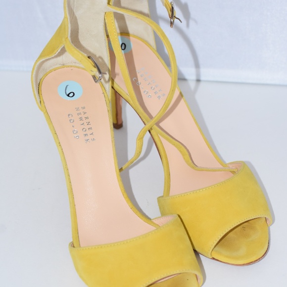 BARNEYS New York CO-OP Yellow Suede Ankle Strap Heel Sandals Italian Made 36 - Picture 8 of 9